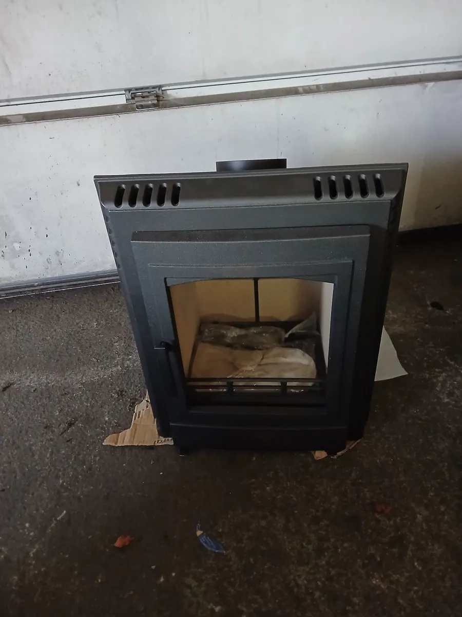 Elcofire insert stove 5kw - Image 1