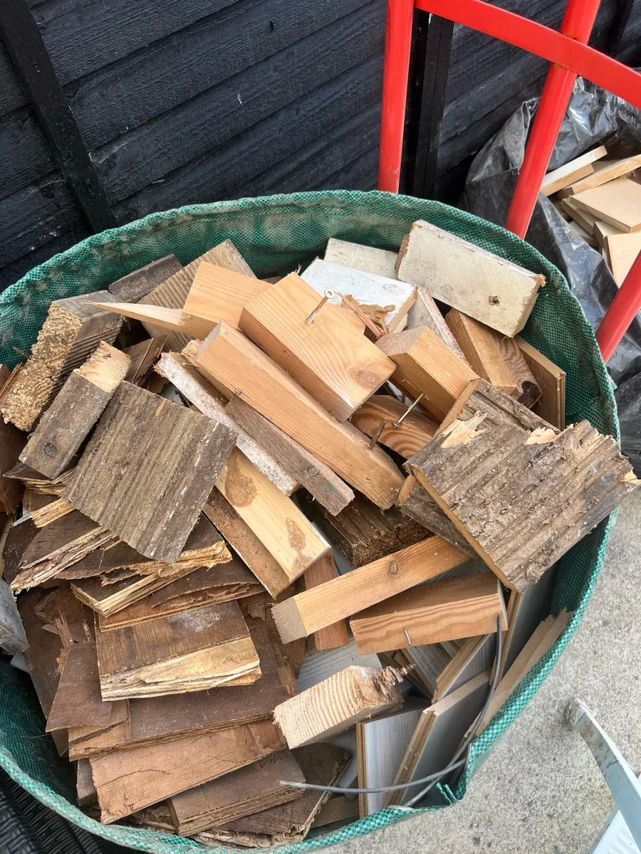 Free fire wood - Image 1