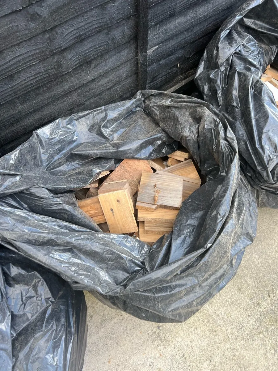 Free fire wood - Image 3