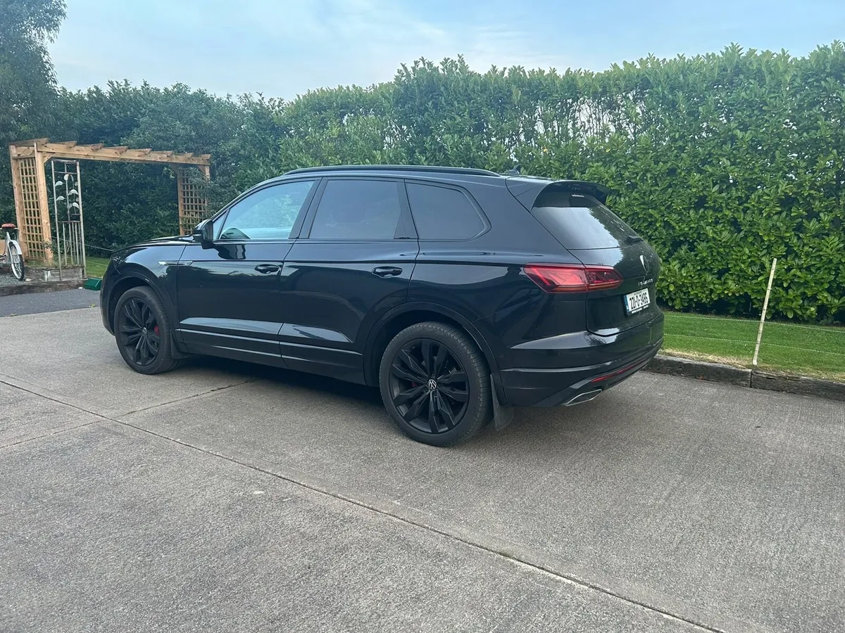 VW TOUAREG CREW CAB - Image 2