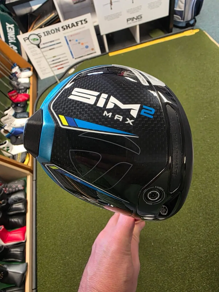 Taylormade Sim2 Max Driver - Image 1