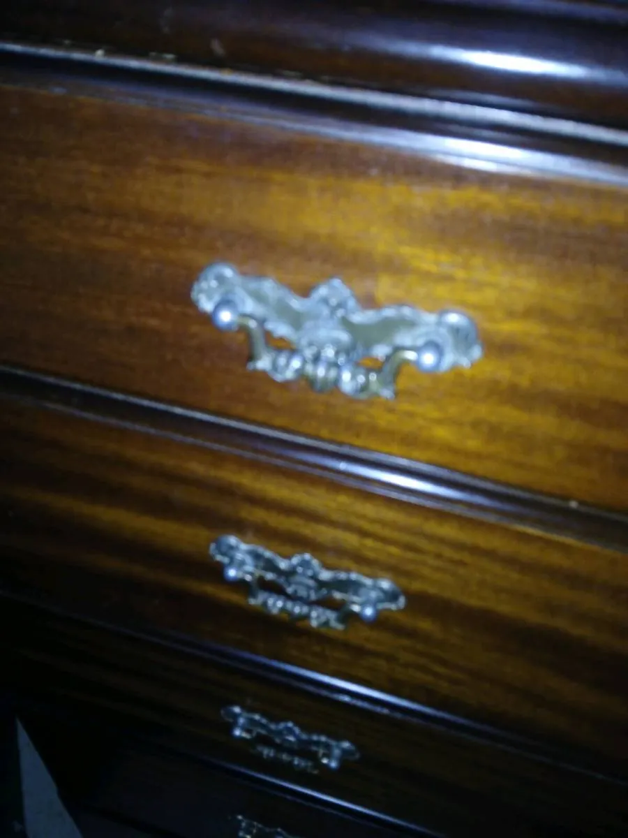 Vintage chest of drawers - Image 3