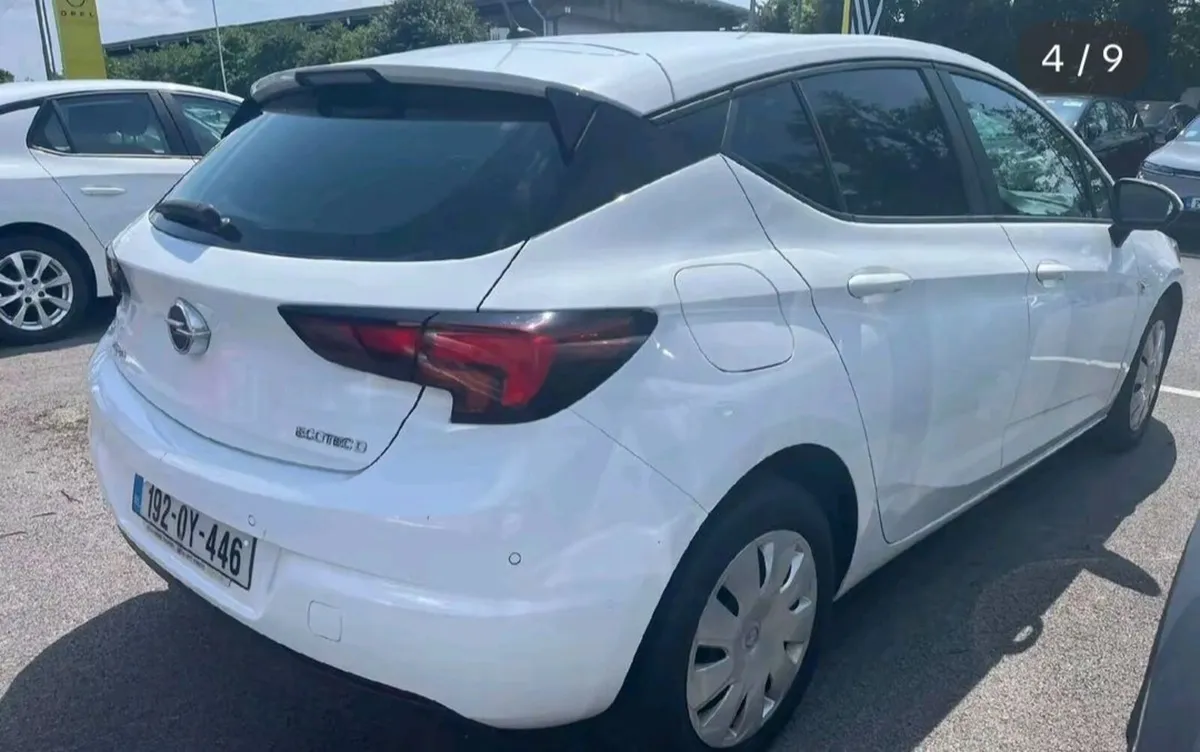 Opel Astra 2019 - Image 4