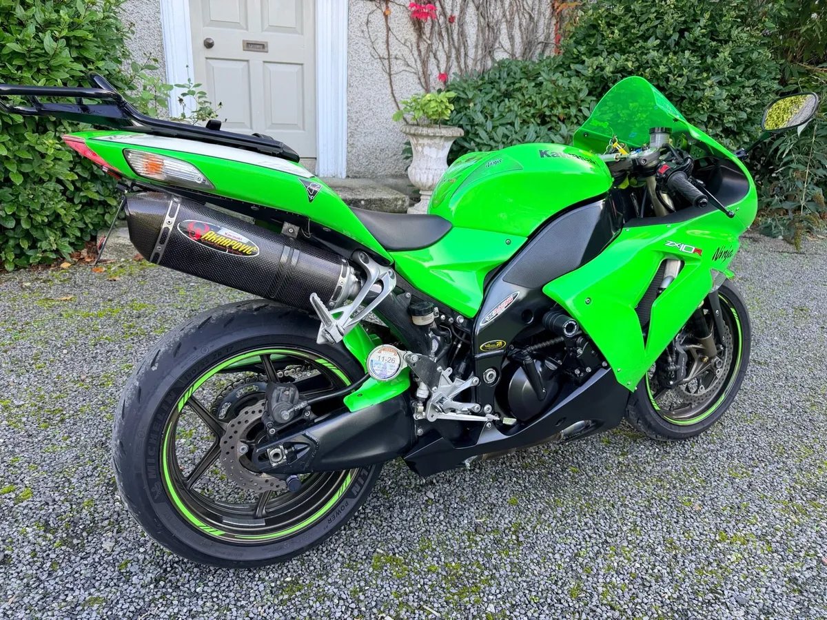 Kawasaki ZX10R - Image 3