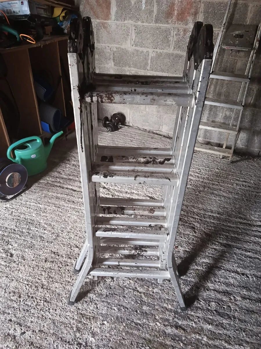 Aluminium Folding Ladder - Image 1