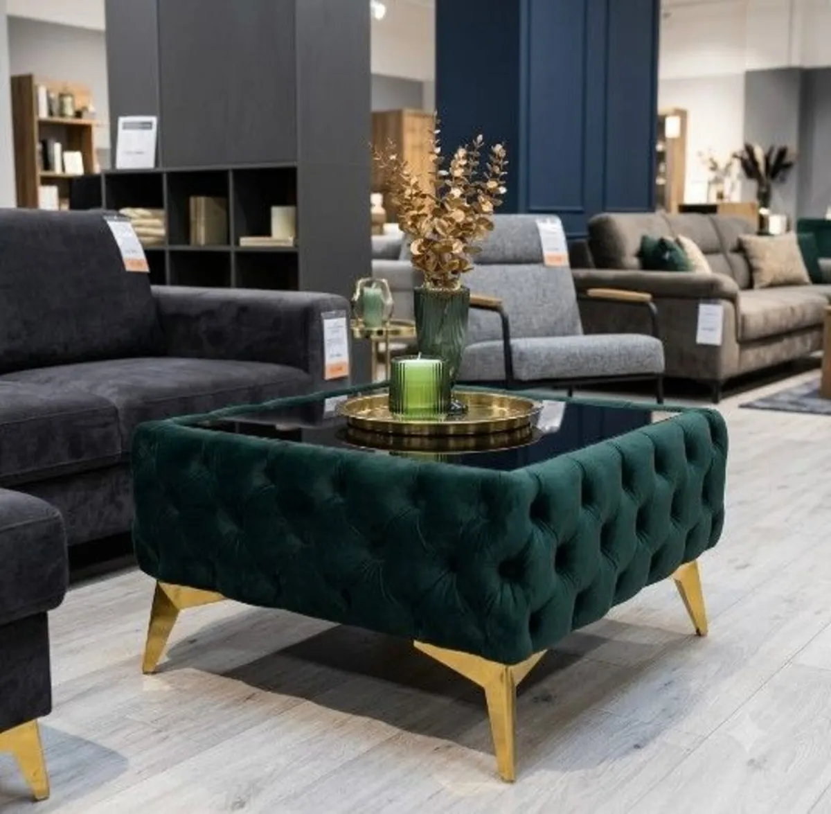 Luxury Velvet Chesterfield Coffee Table (63x63cm) - Image 3