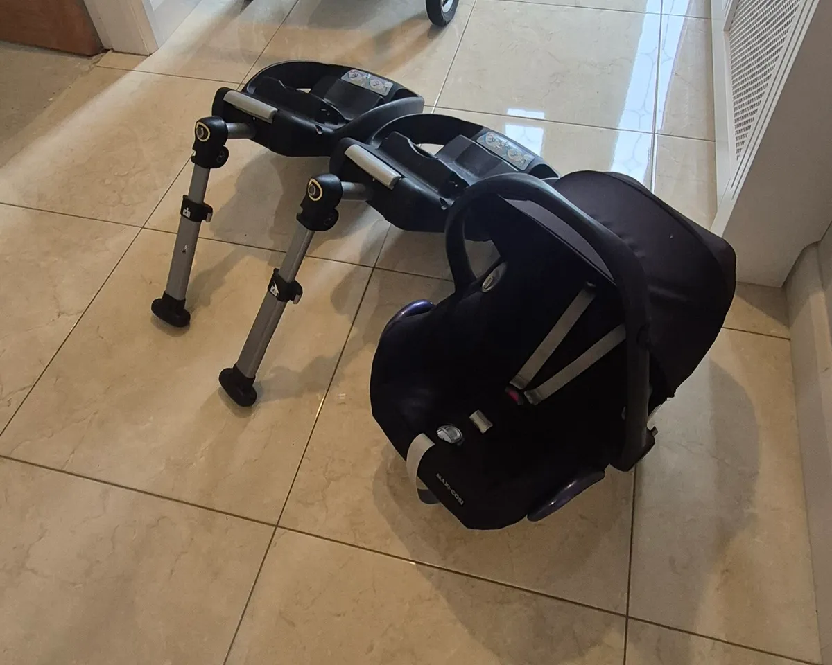 Maxi Cosi Cabrio Fix - Image 2