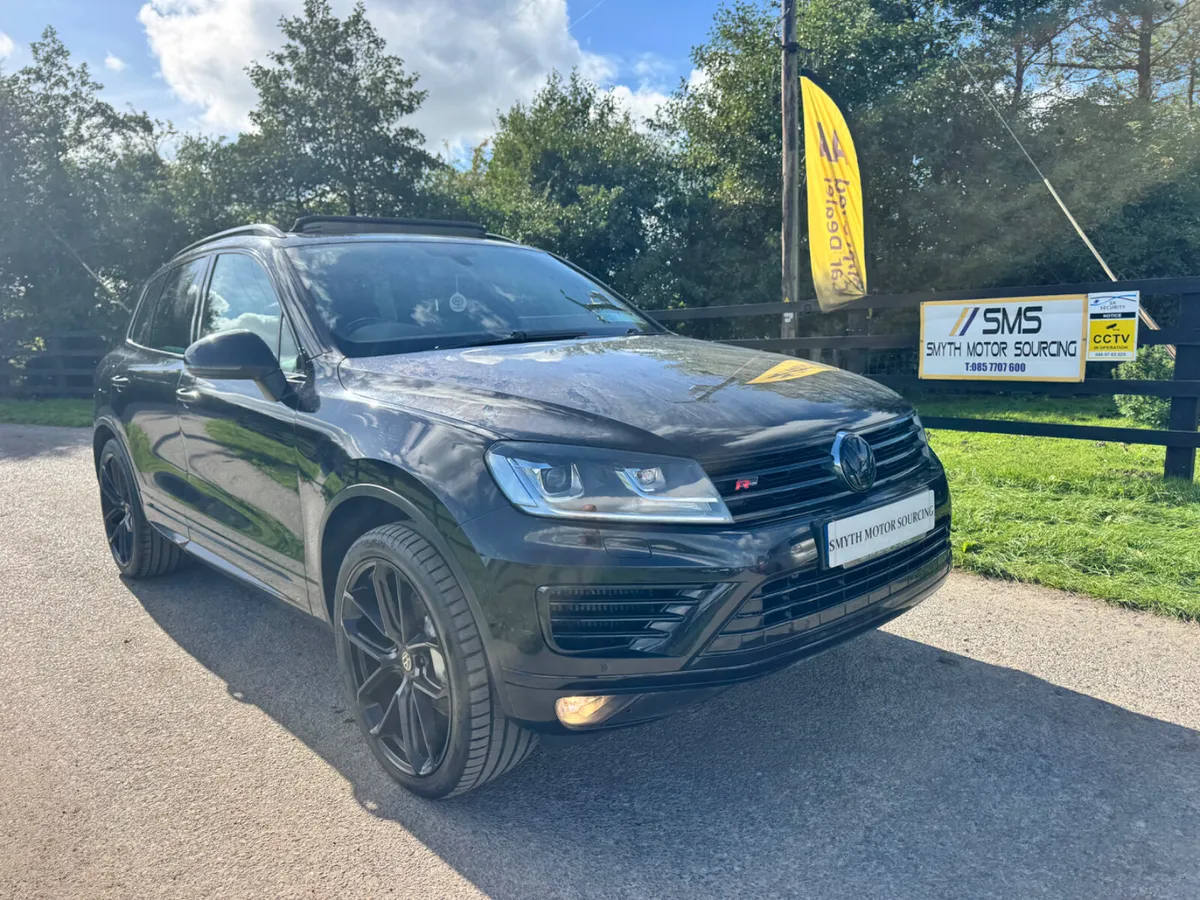 151 Volkswagen Touareg R-Line Commercial***** - Image 2