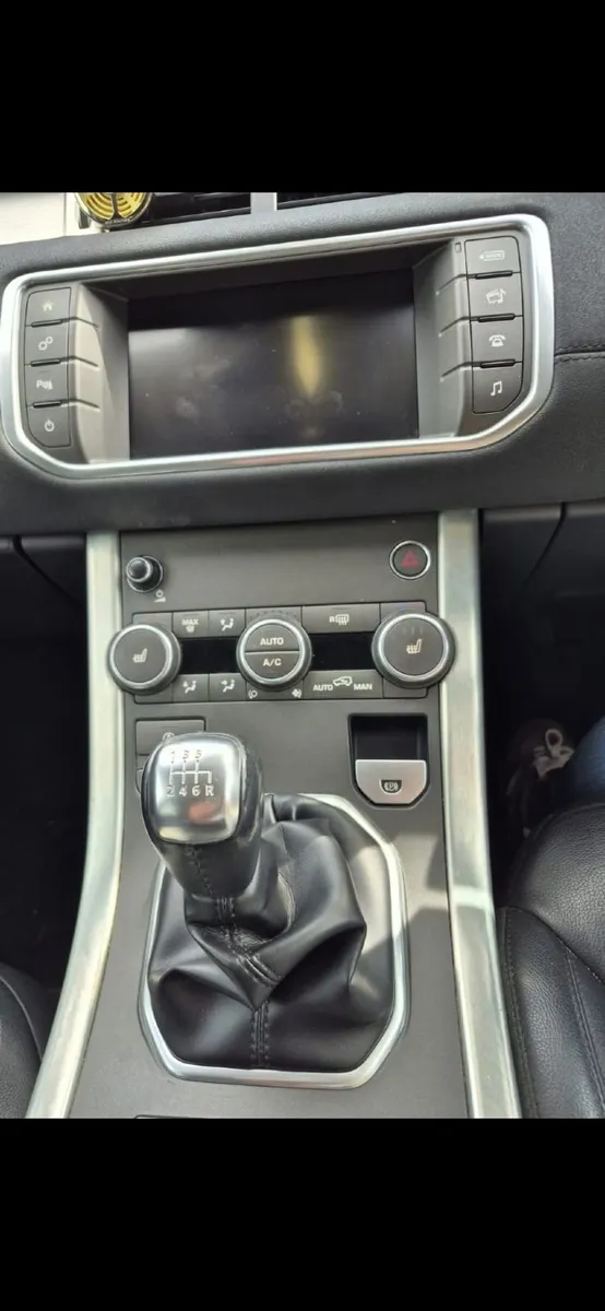 Range Rover Evoque - Image 2