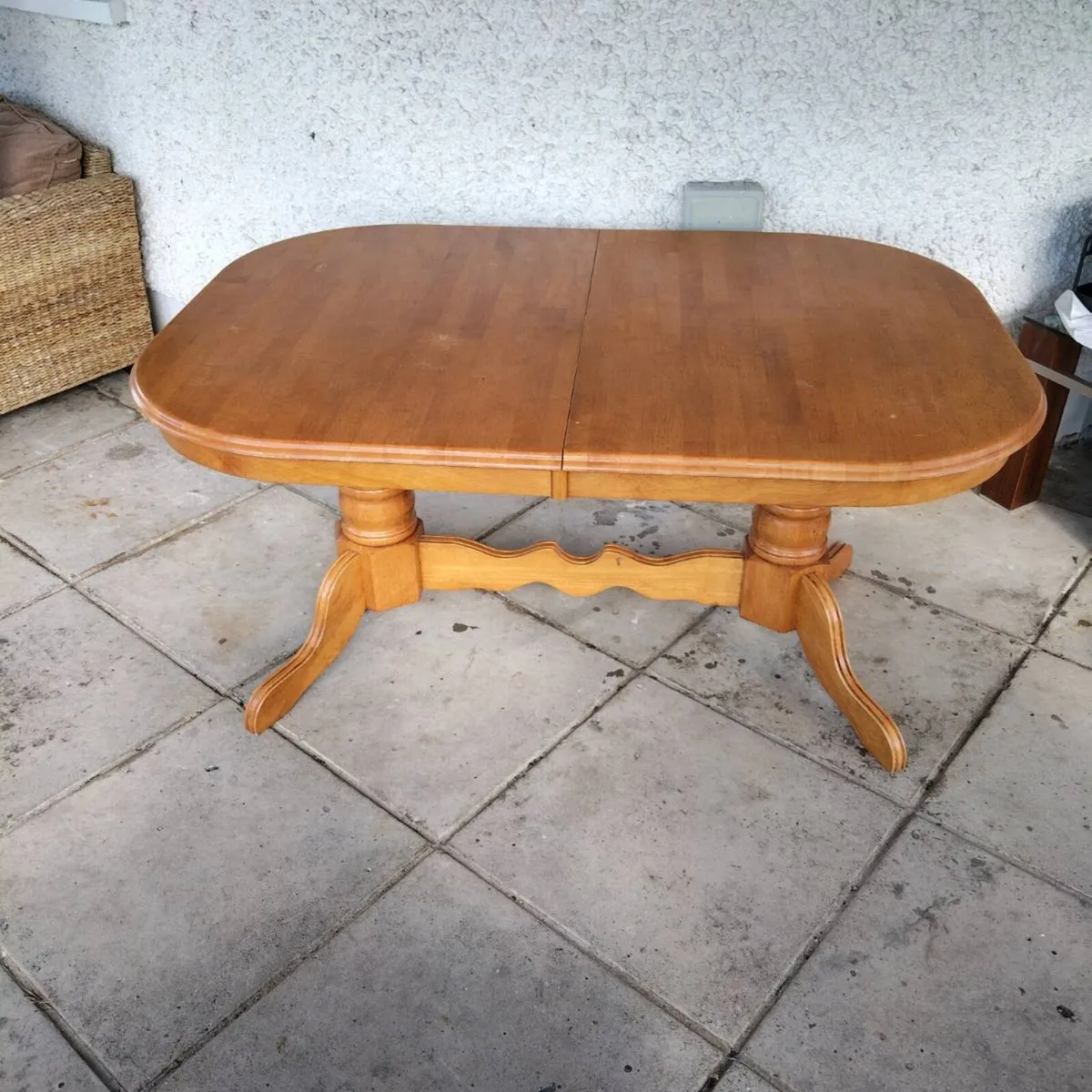 Extendable Oak Table - Image 1