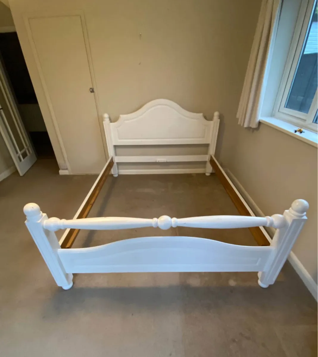 Bed - Image 1