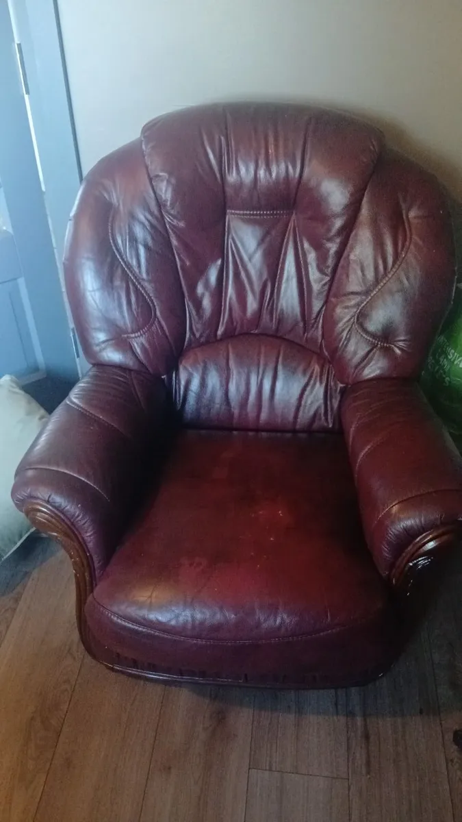 Leather suite - Image 2