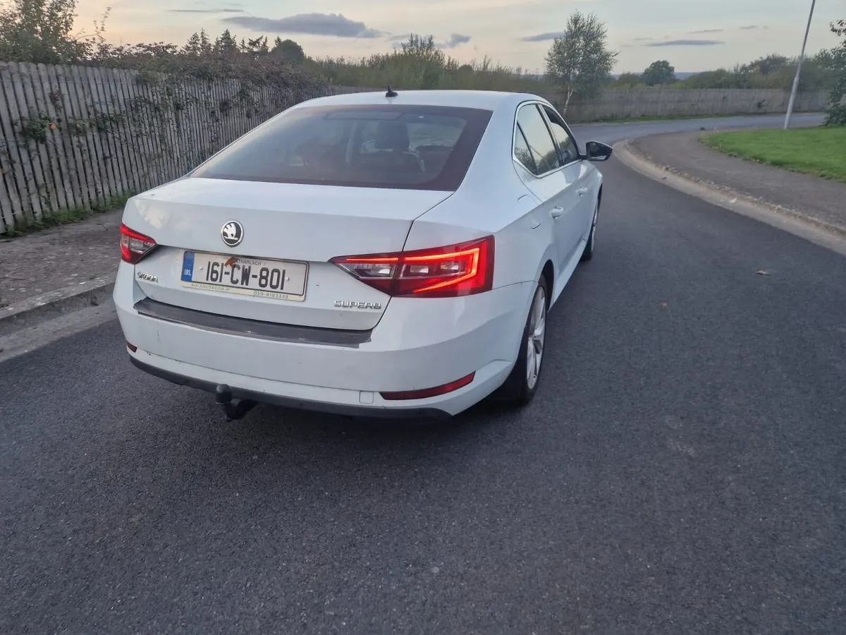 2016 Skoda superb - Image 2