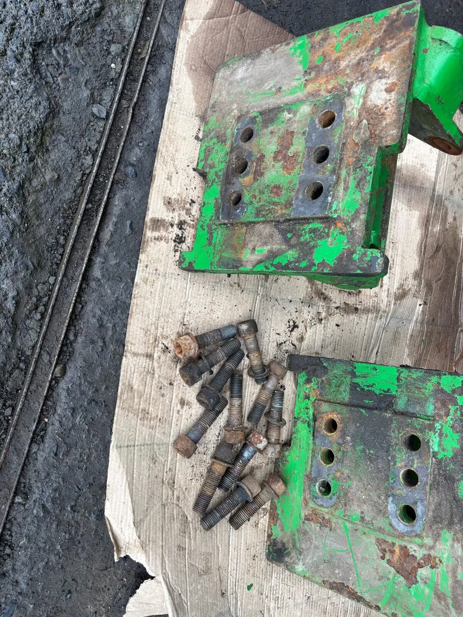 Bomford axle brackets - Image 3