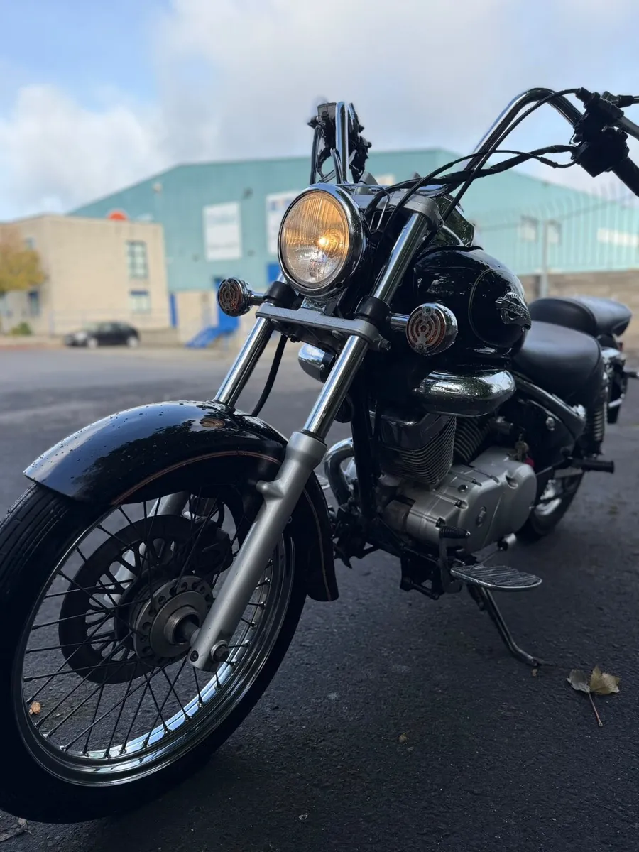 Suzuki Intruder 125 1 owner from new - Image 4