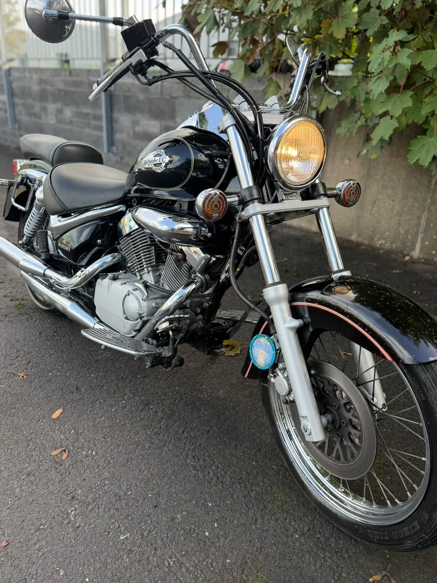 Suzuki Intruder 125 1 owner from new - Image 2