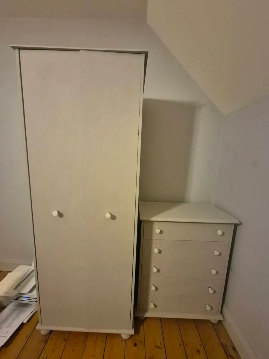 Free wardrobe & dresser - Image 1
