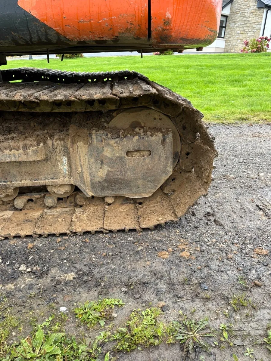 2018 Hitachi 130-56 - Image 3