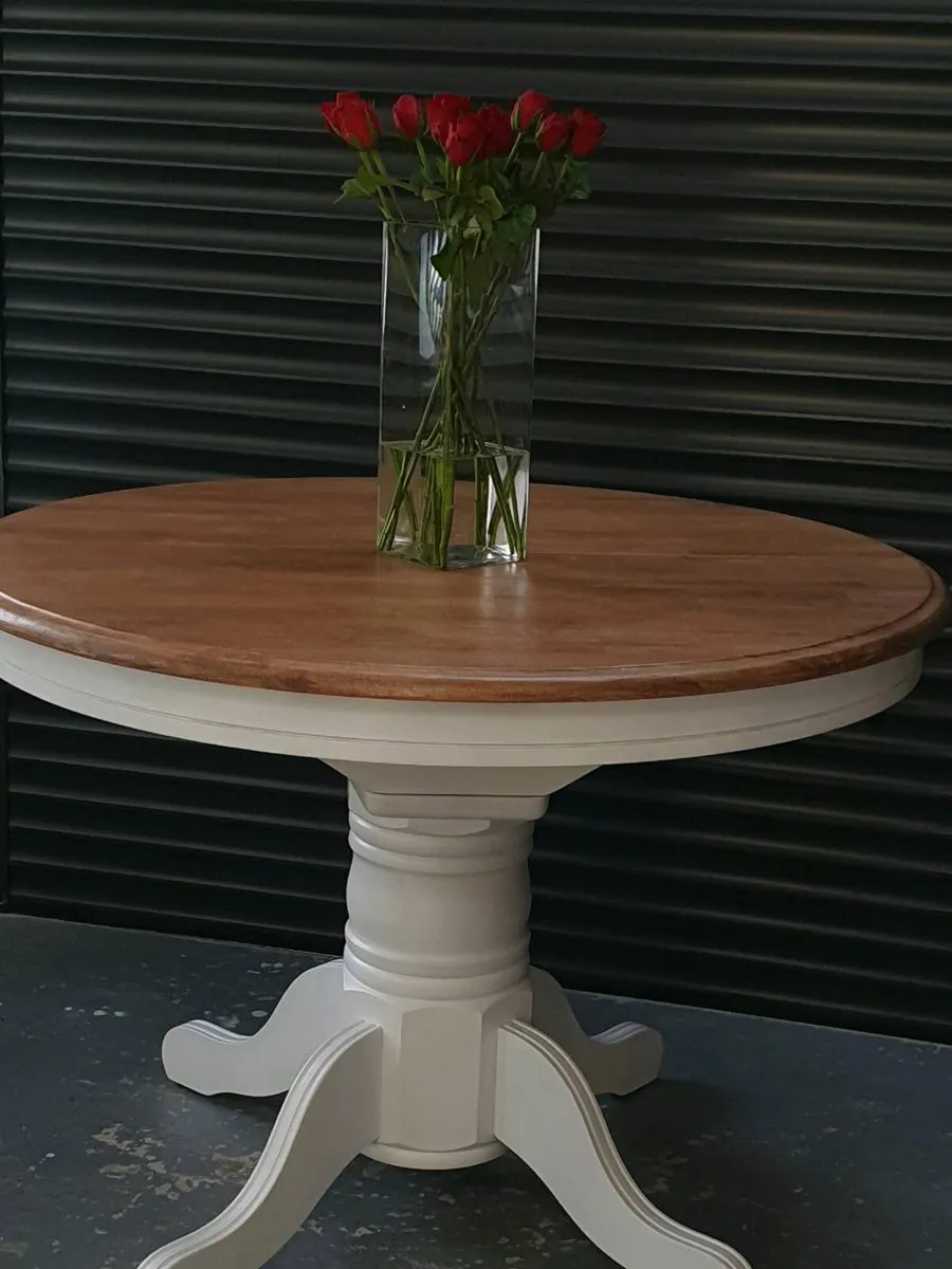6 seater extendable oak dining - Image 3