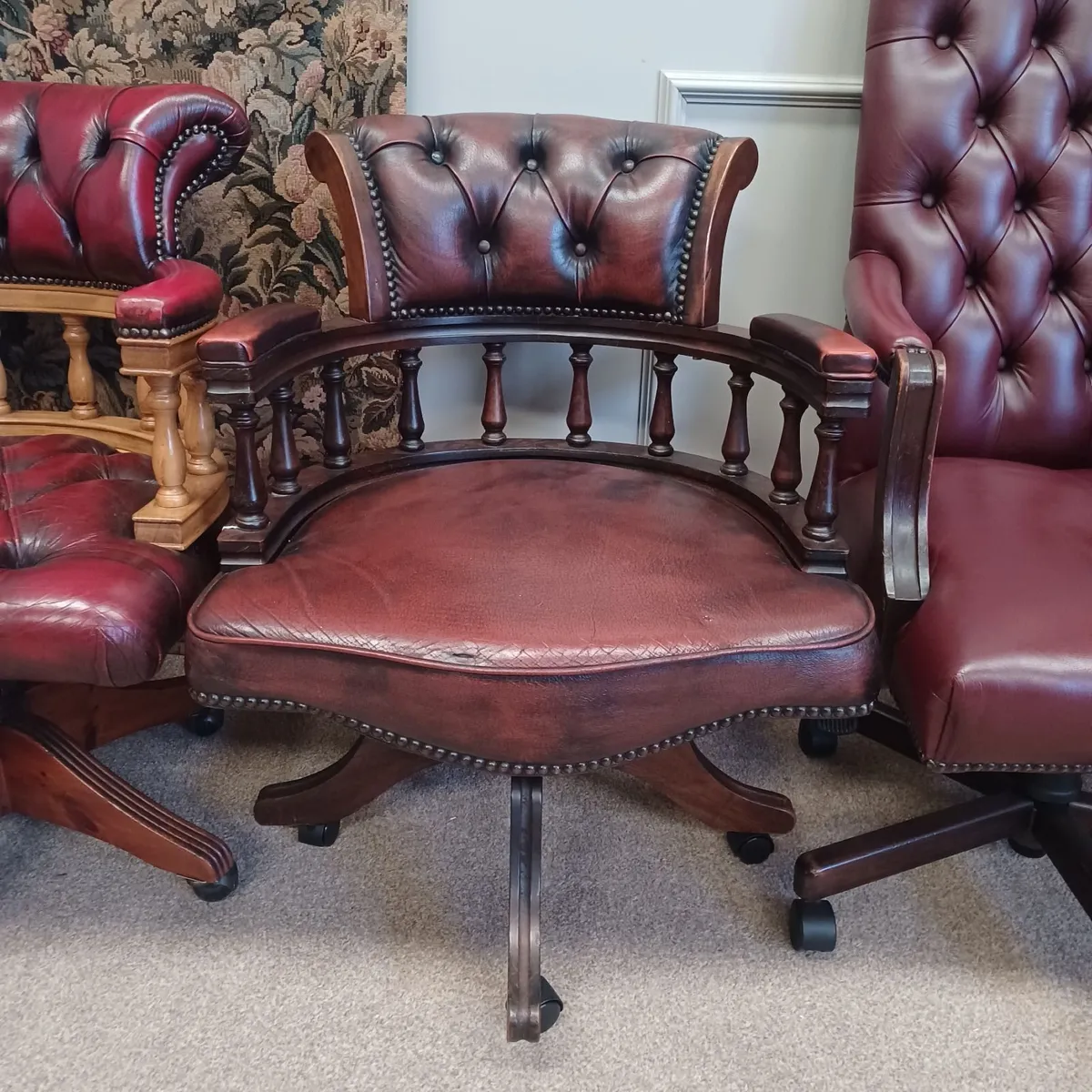 Captain's chairs - Image 4