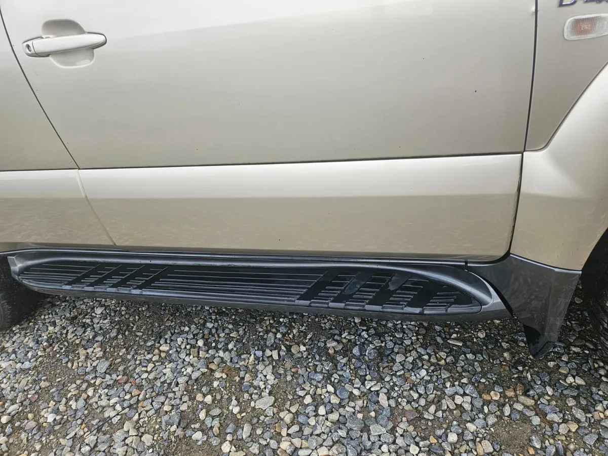 Toyota landcruiser - Image 4