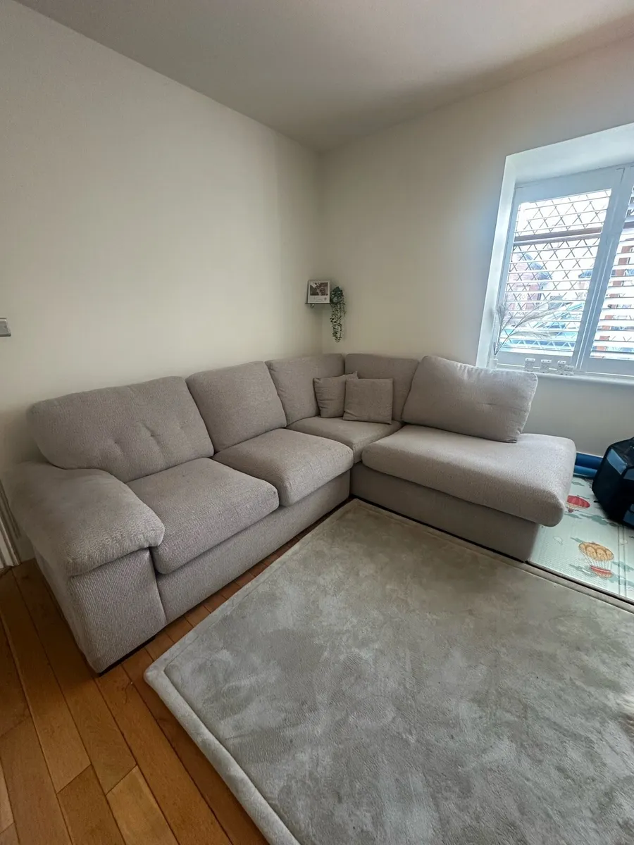 Grey L couch Sofa - Image 1