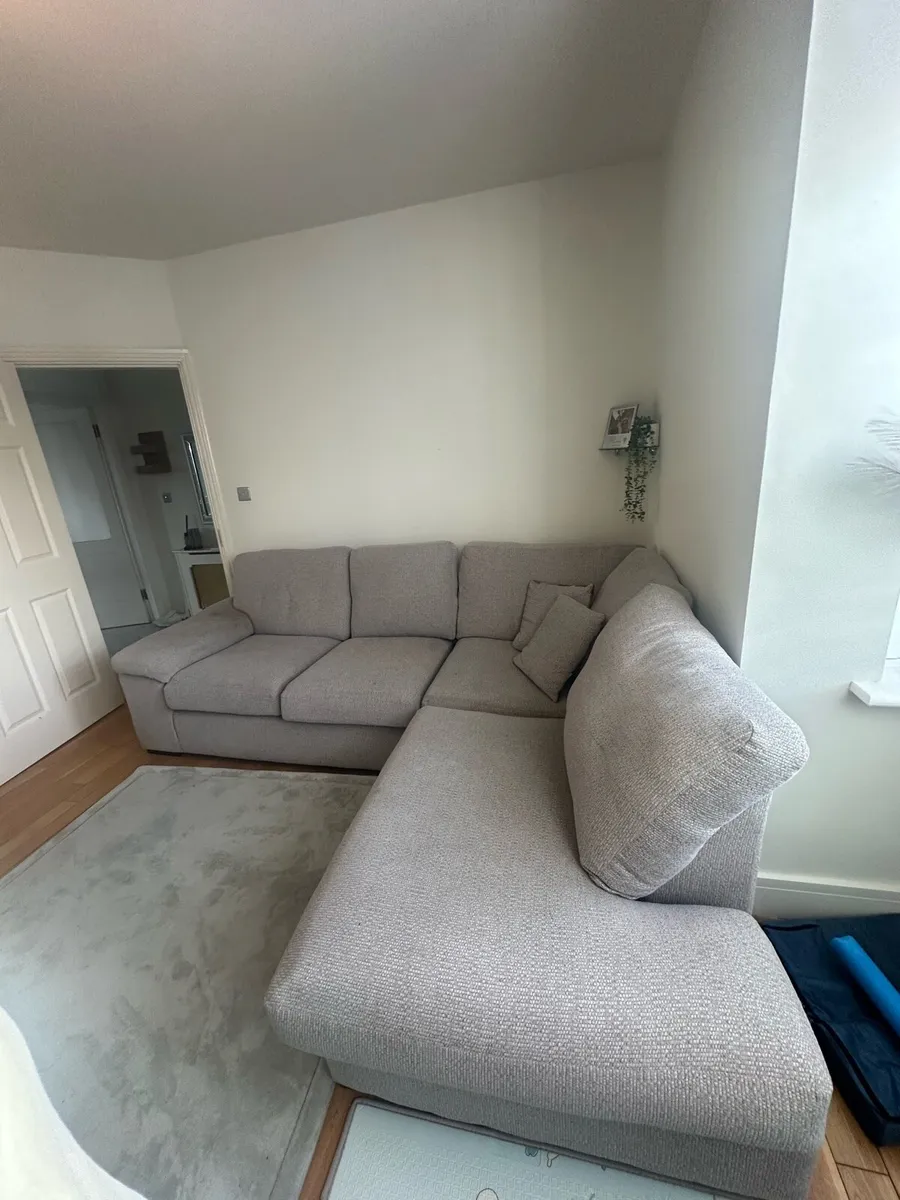 Grey L couch Sofa - Image 4