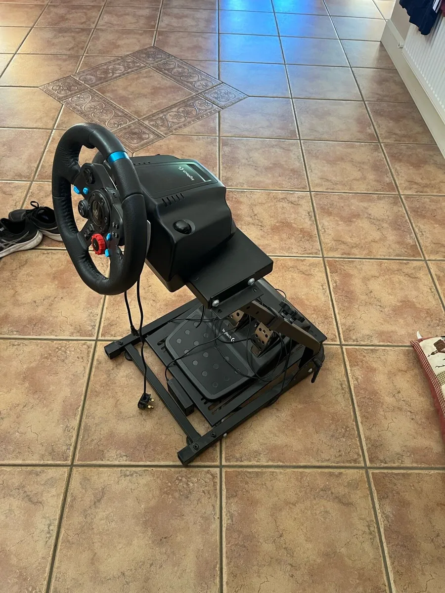 PlayStation steering wheel - Image 2