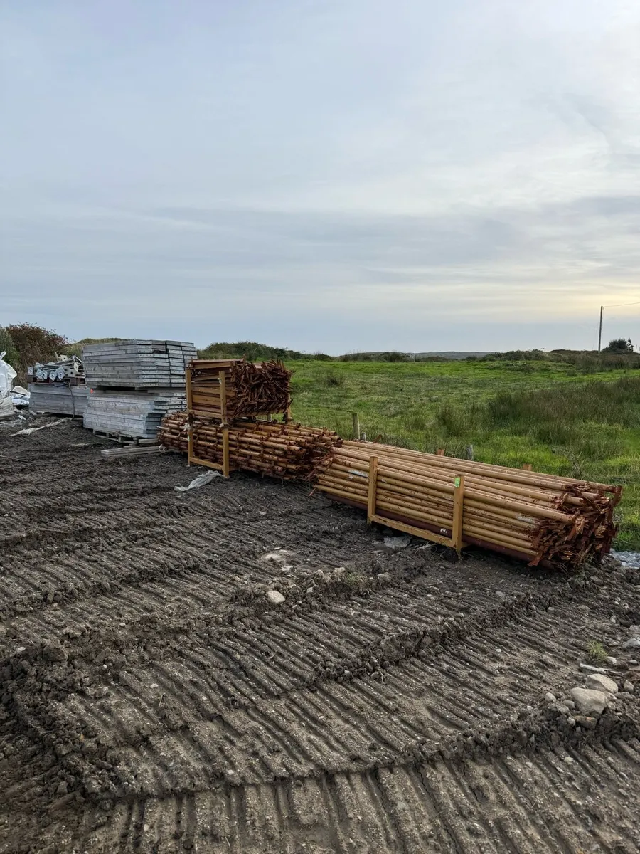 Scaffolding for Sale - Near New - Image 1