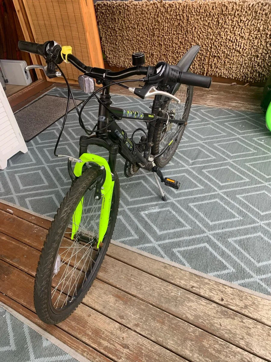 Child’s Bike - Image 2