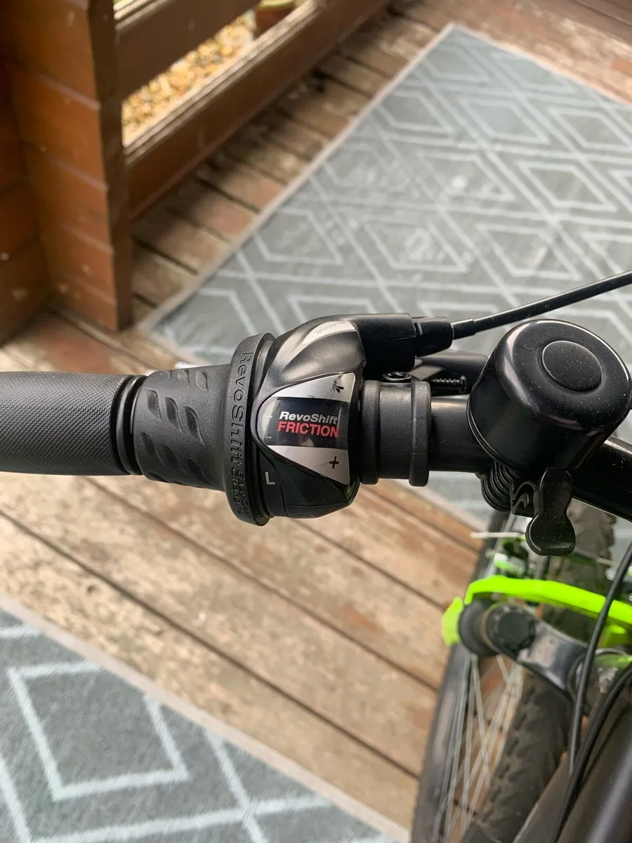 Child’s Bike - Image 4