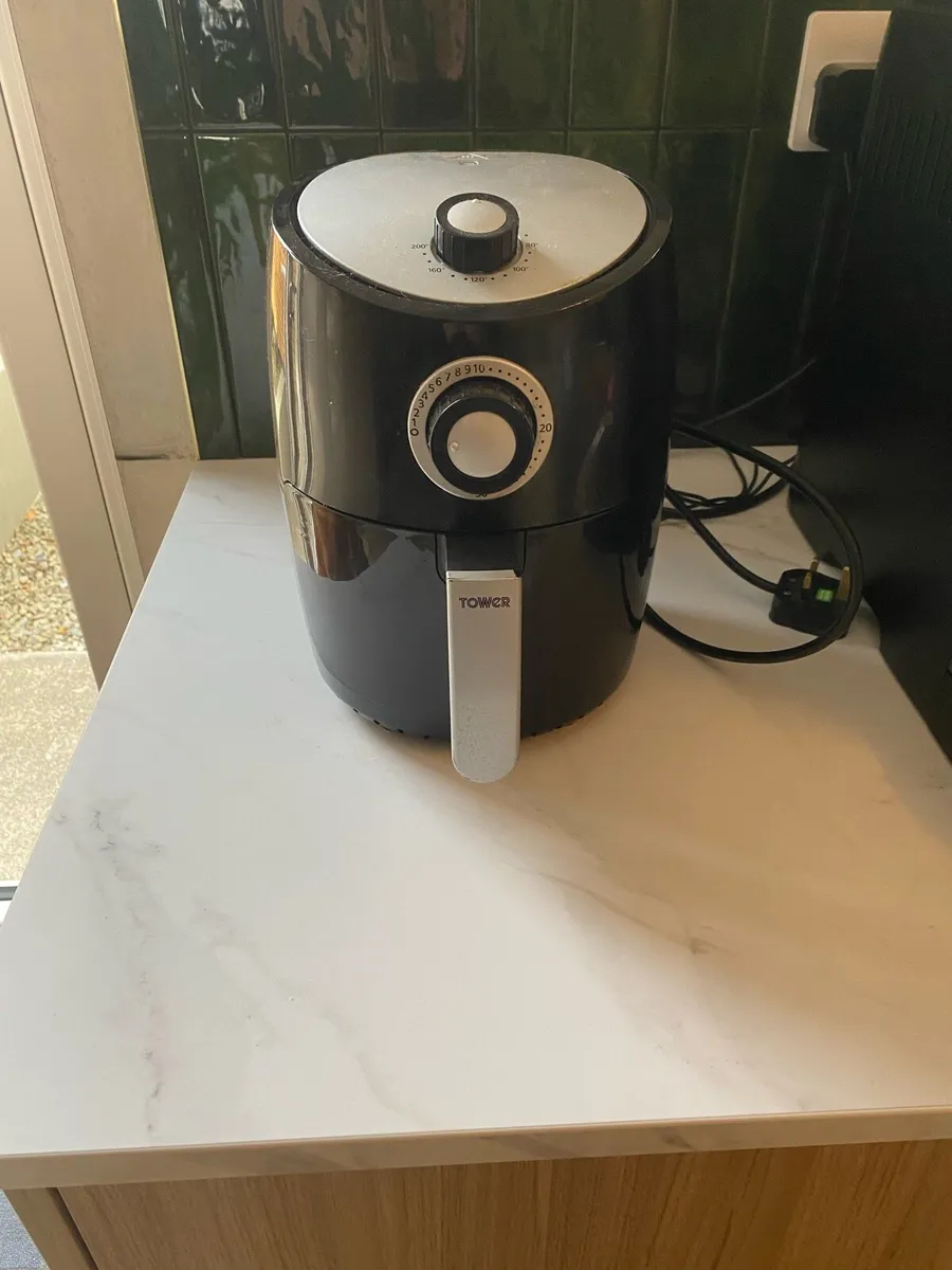 Air Fryer - Image 2
