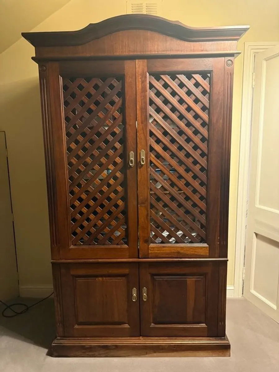 Mahogany stained cabinet - Image 2