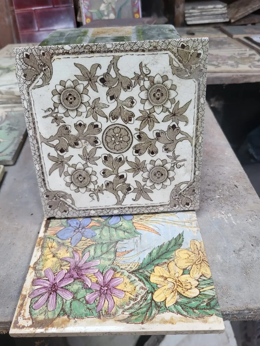 Extensive collection of original tiles - Image 4