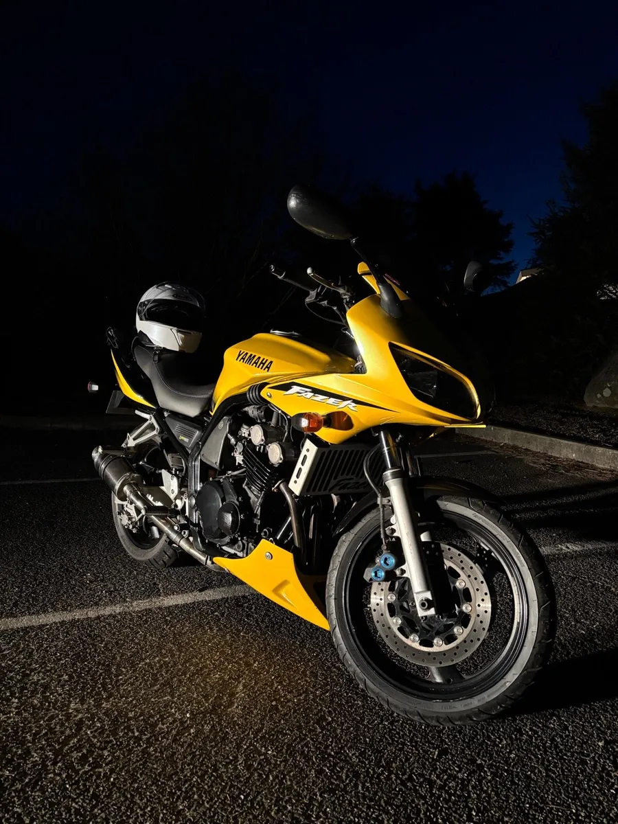Yamaha Fazer 600 - Image 1
