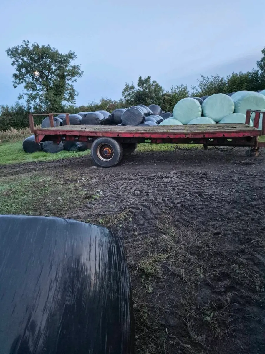 22 Foot Bale Trailer - Image 3
