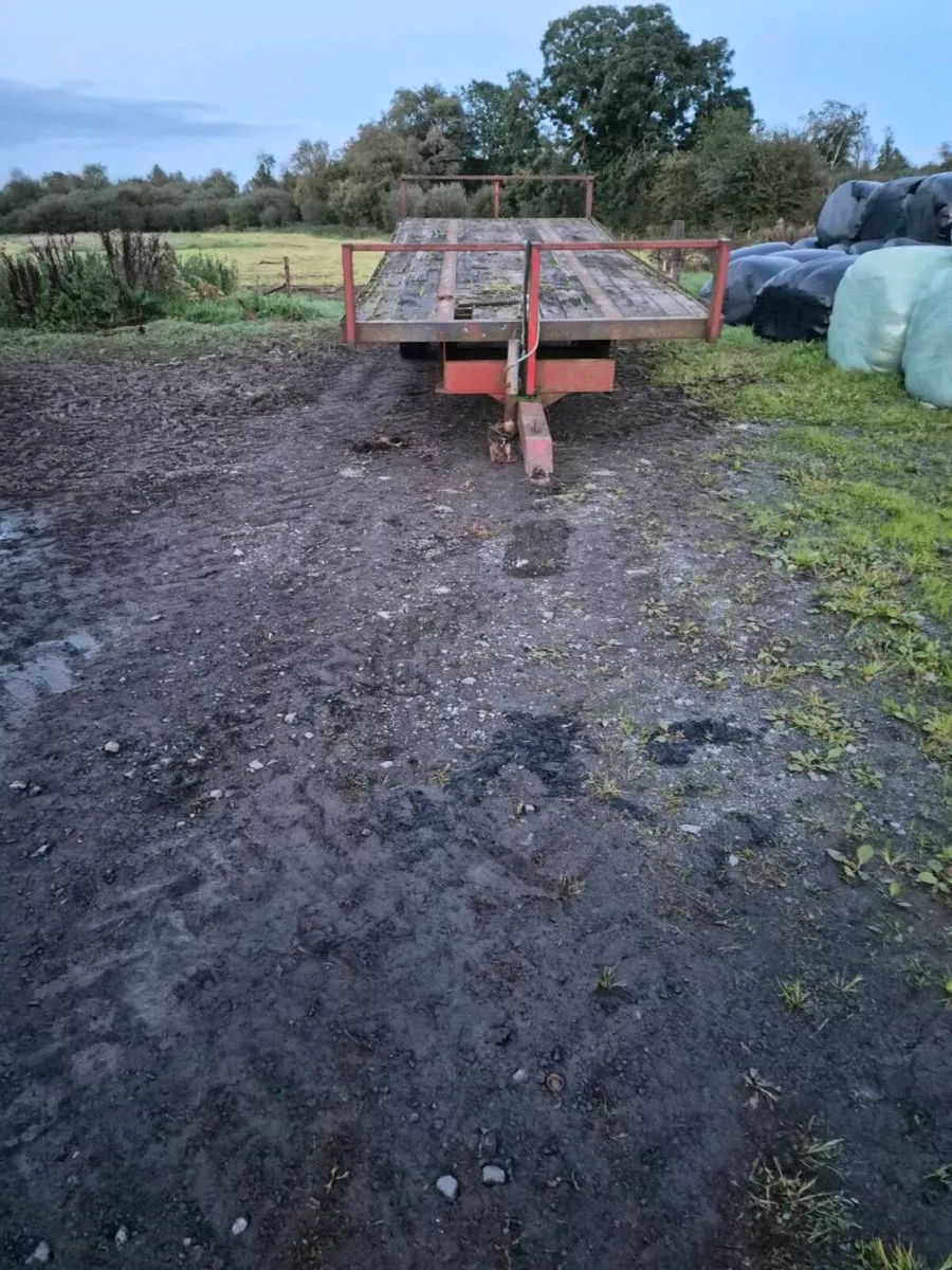 22 Foot Bale Trailer - Image 4