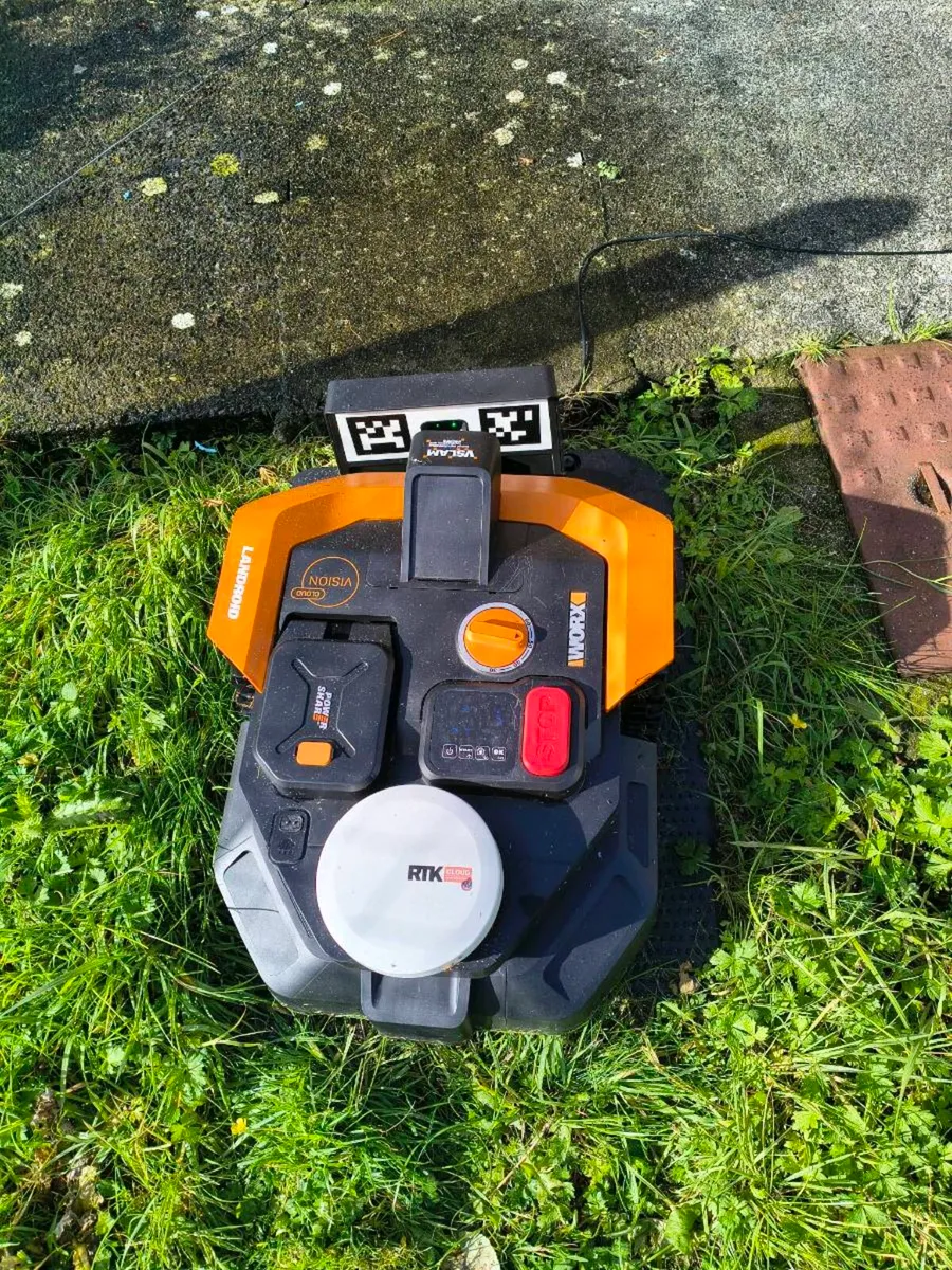 Worx landroid vision mower 300m2 - Image 4