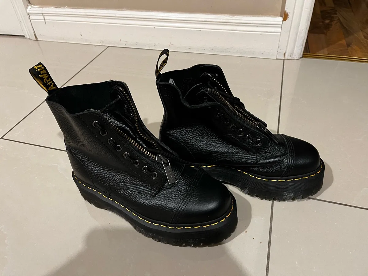Dr. Martens Women shoes - Image 2