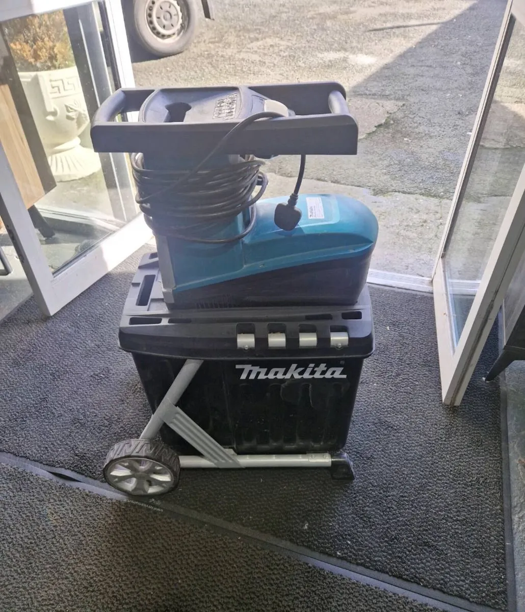 Makita garden shredder - Image 1