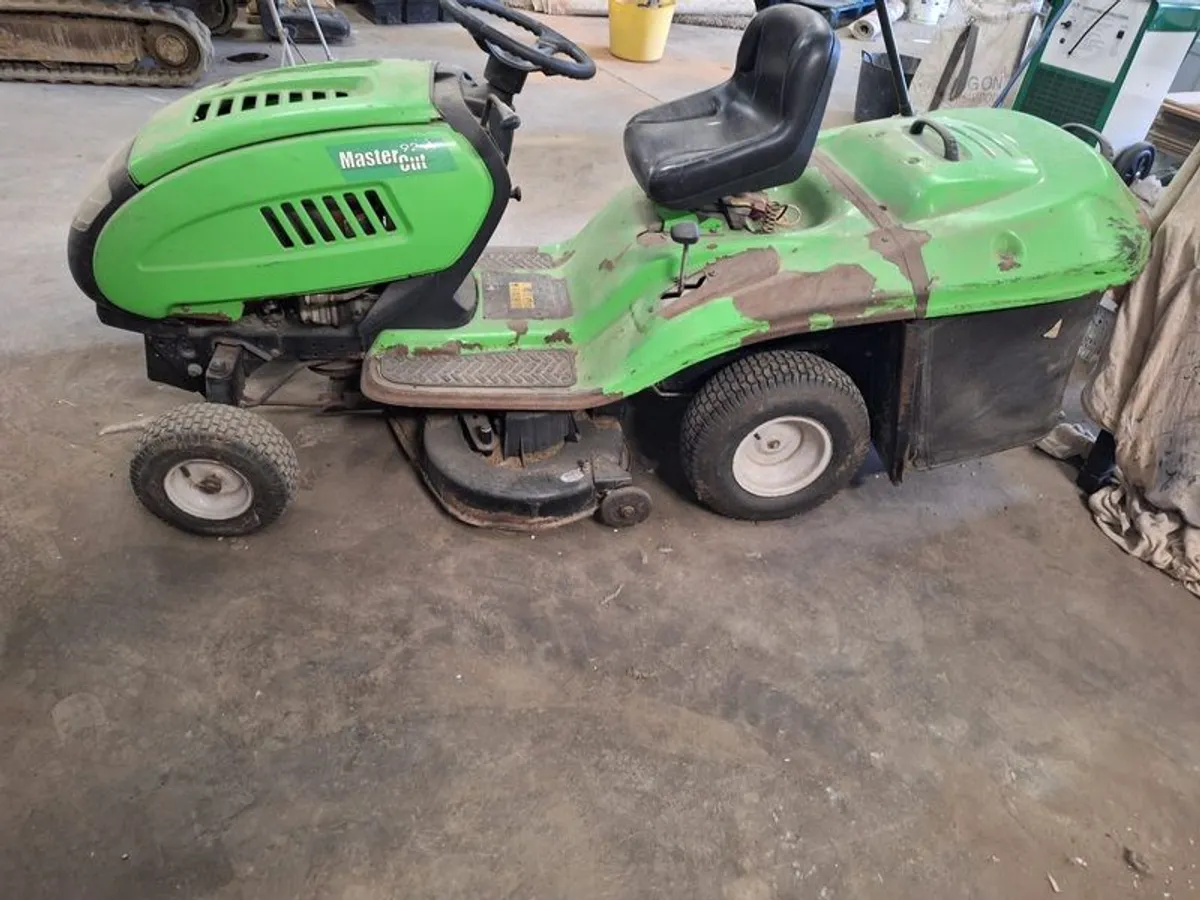 lawnmowers for parts - Image 1