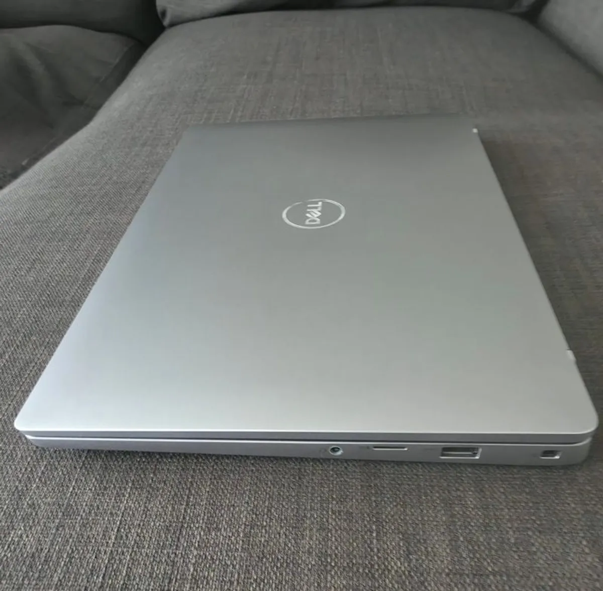 Intel i7 Laptop - 16GB RAM / Excellent Condition - Image 3