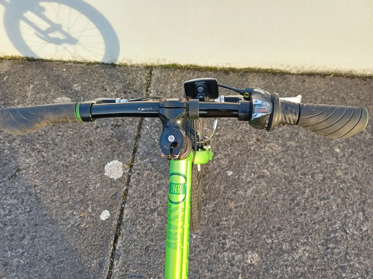 Carrera Abyss Jnr Fit 20 inch wheels - Image 4