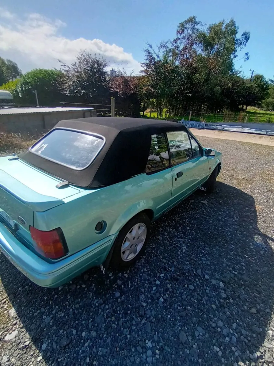 Ford cabriolet xR31 2 door - Image 1