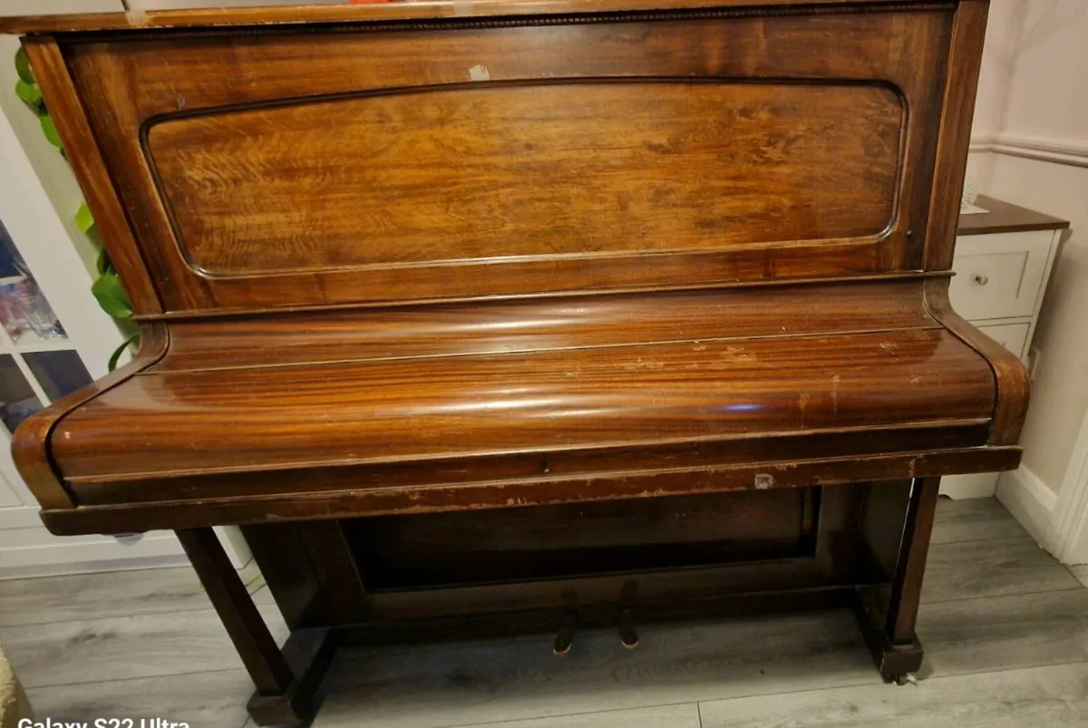 Piano - Image 2