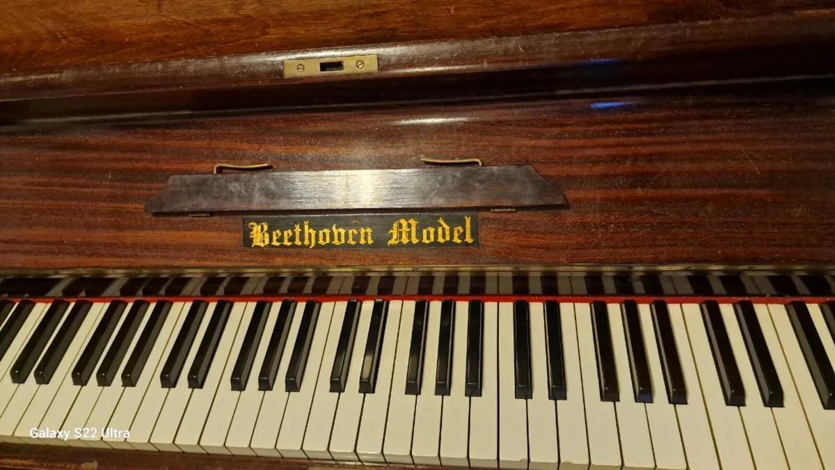 Piano - Image 4