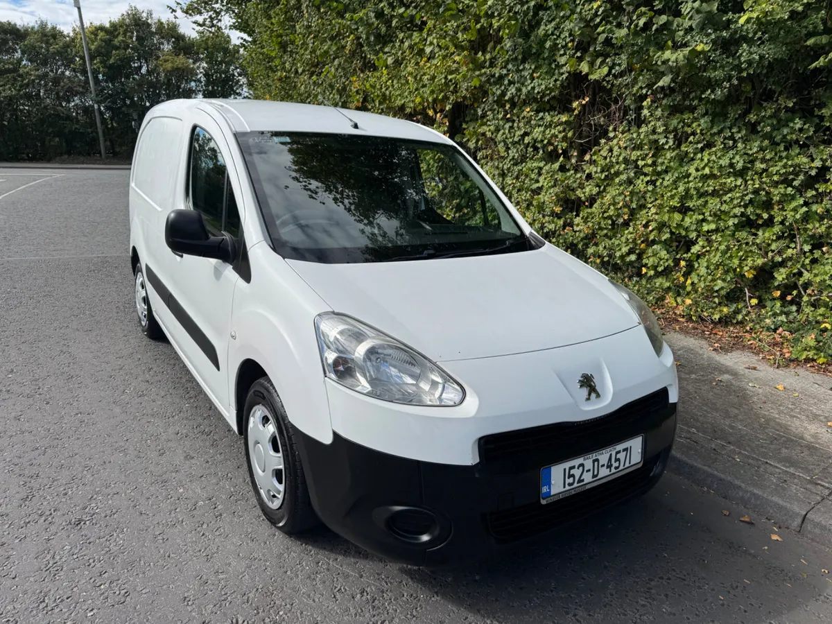 Peugeot Partner Low mileage - Image 2