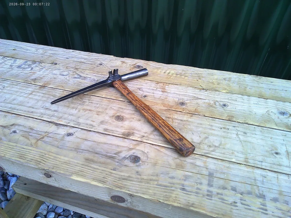 Hammer - Image 1