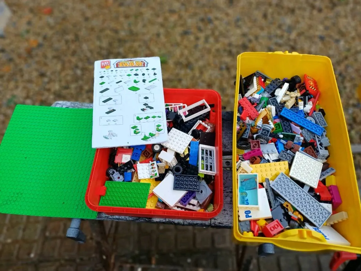 Collection of Vintage Lego - Image 2