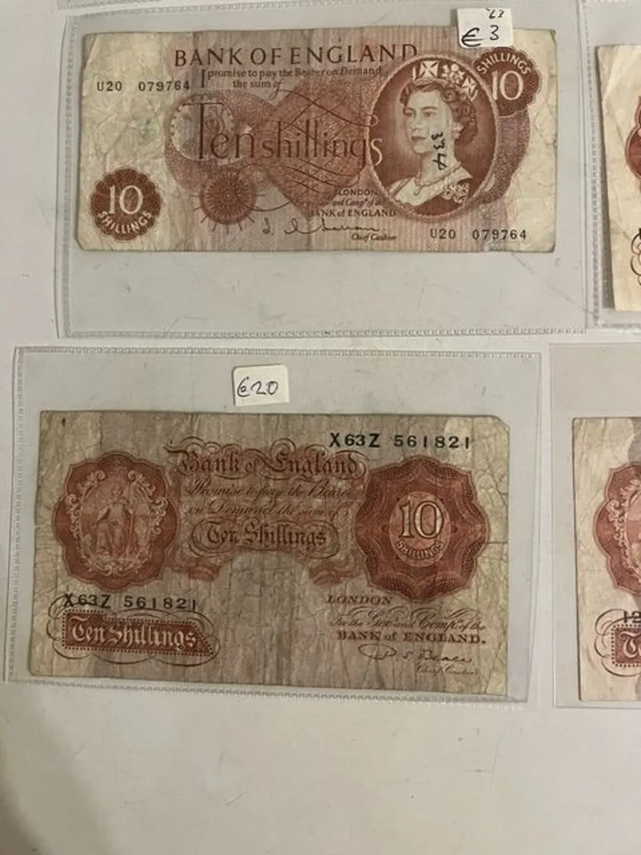 Bank of England Ten Shillings Notes - Red - Image 3